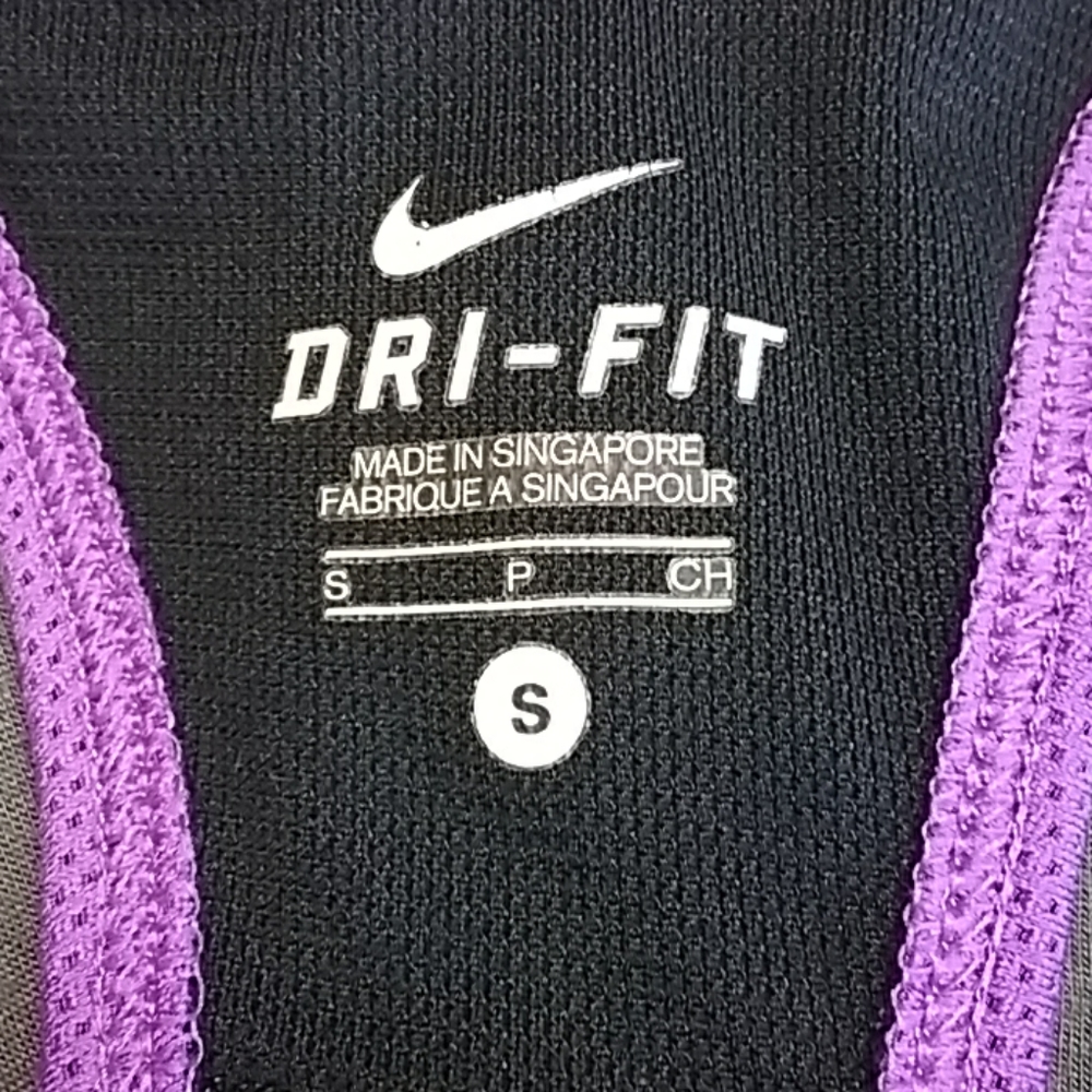 Nike Dri fit "Y" back work out tank size SP - Picture 6 of 8